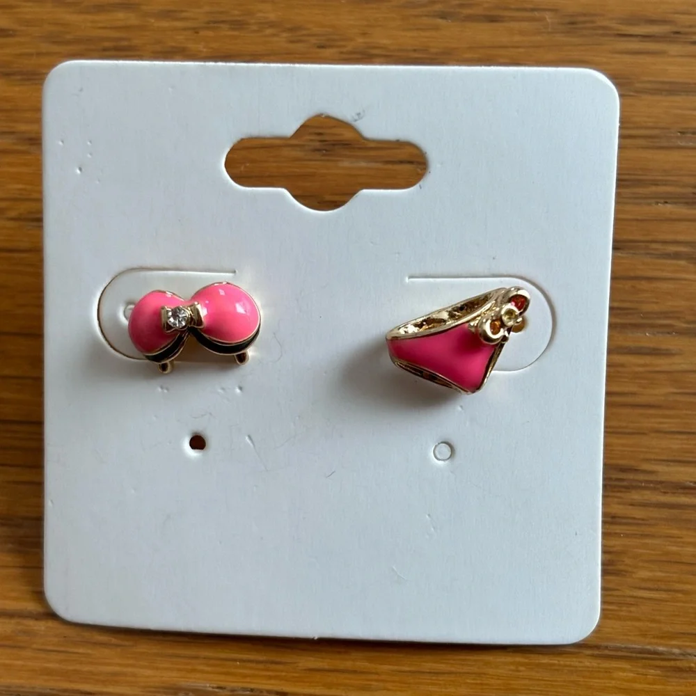 Funky Pink Bikini & Gold-Toned Geometric Stud Earrings Set